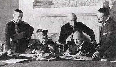 Pio XI y Mussolini firman el Concordato